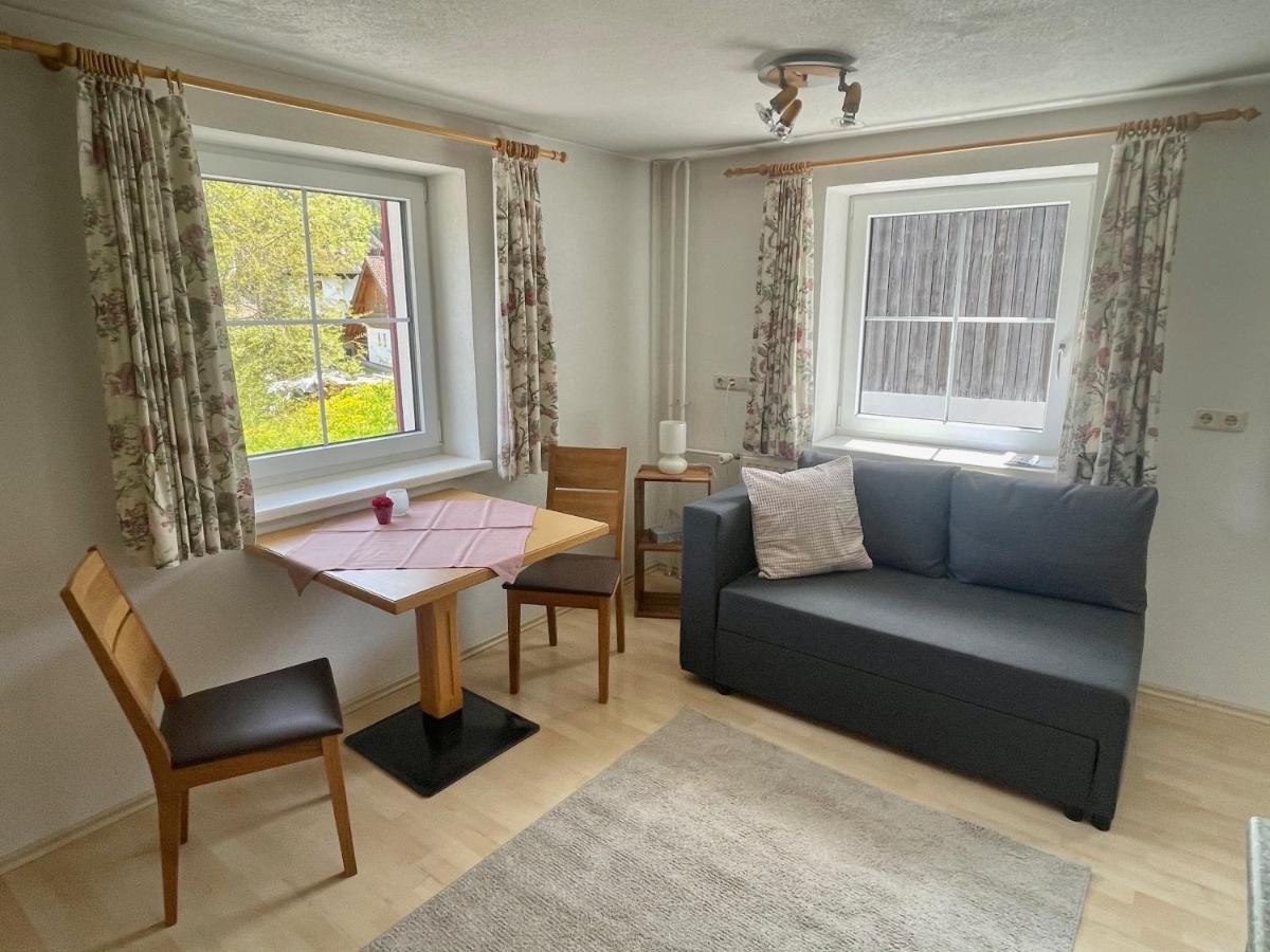 Ferienwohnungen Haus Bergflora Bach  Bagian luar foto