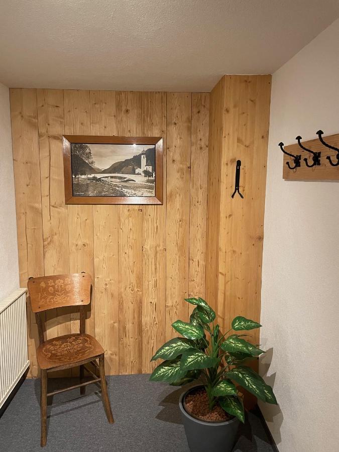 Ferienwohnungen Haus Bergflora Bach  Bagian luar foto